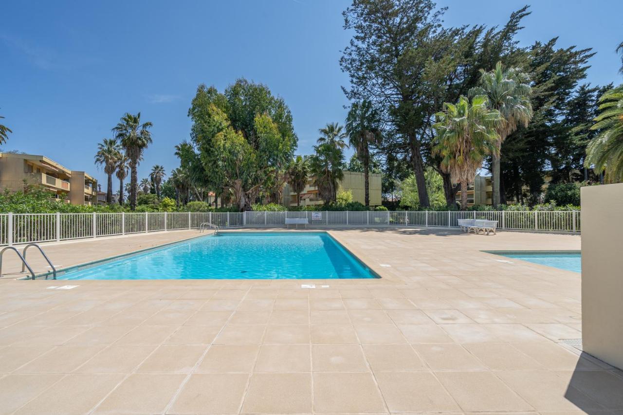 Vvf Residence Antibes Juan-Les-Pins Exteriör bild